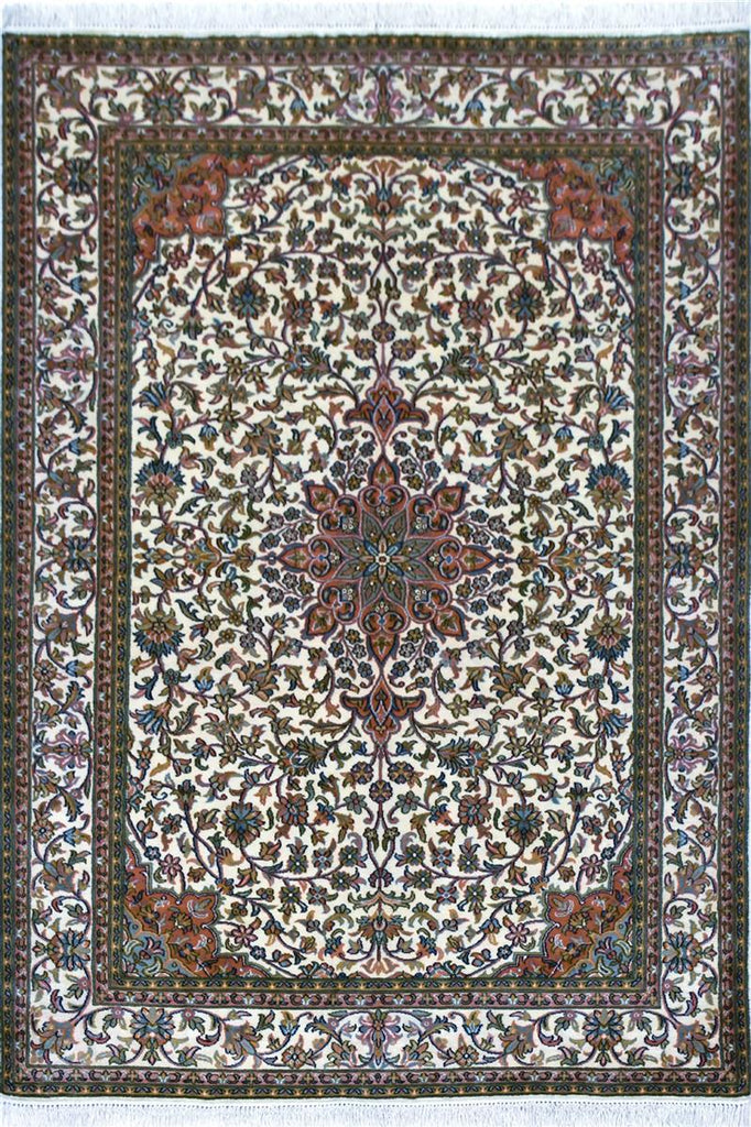 Kashan 8824 Multi 124cm x 183cm (B.No. 246)