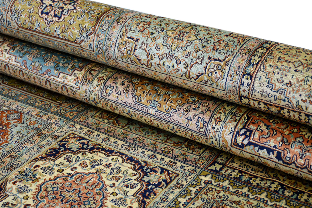 Boxes 19341 Multi 198cm x 261cm (B.No. 416)