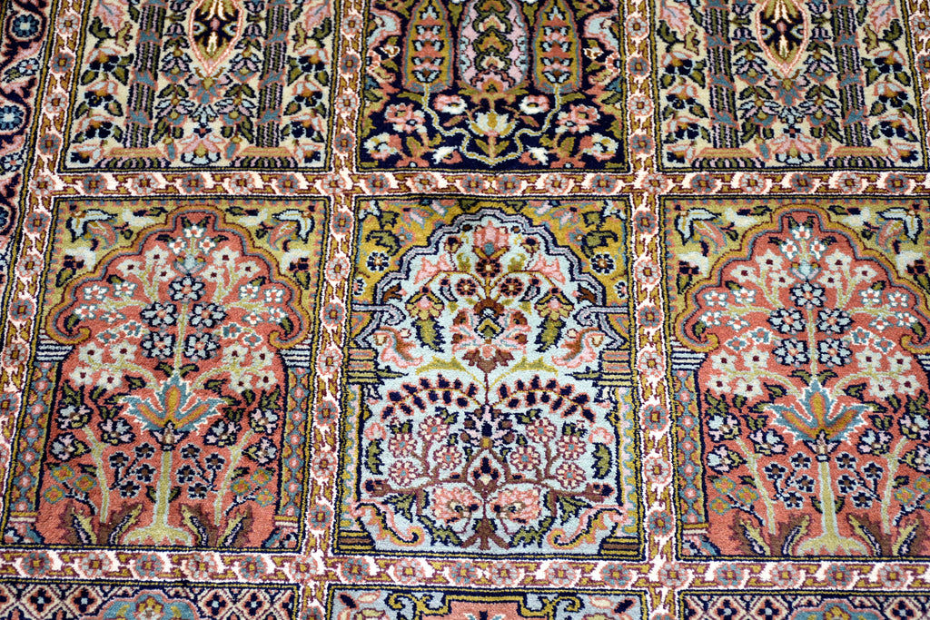 Hamadan 12377 Multi 129cm x 187cm (B.No. 126)