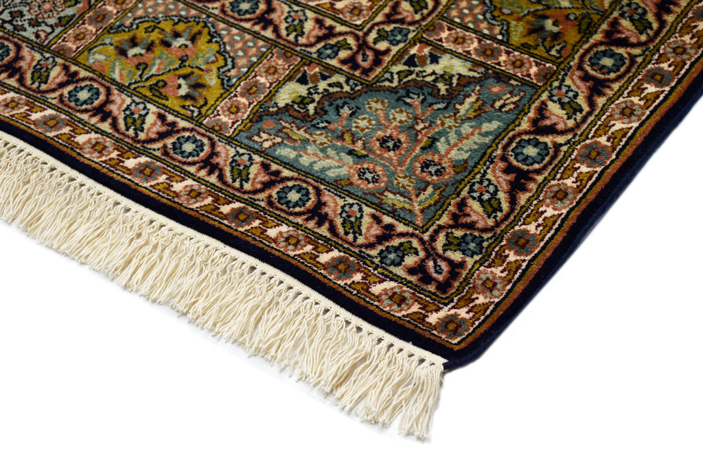 Hamadan 12377 Multi 129cm x 187cm (B.No. 126)