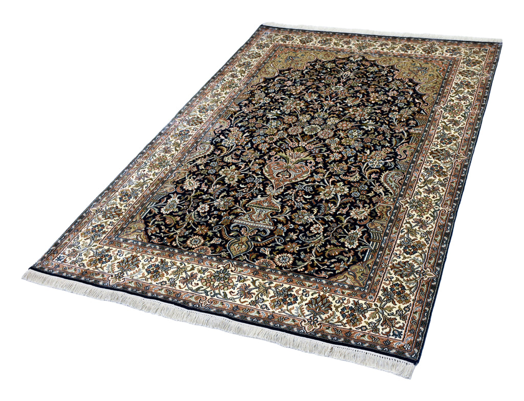 Kuldar 8327 Multi 122cm x 183cm (B.No. 282)