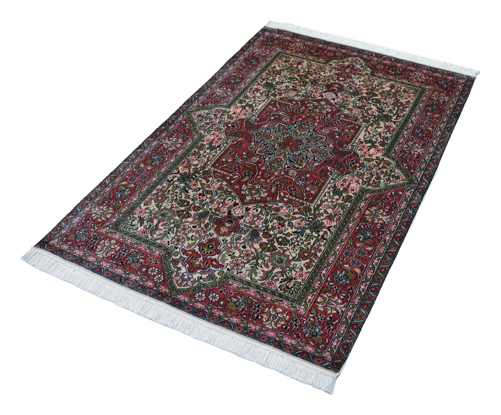 Kashan 999 Multi 94cm x 151cm (B.No. 94)