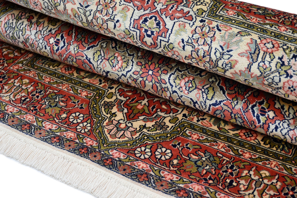 Kashan 999 Multi 94cm x 151cm (B.No. 94)