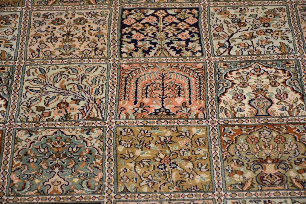 R.Taj 9604 Multi 279cm x 369cm (B.No. 429)