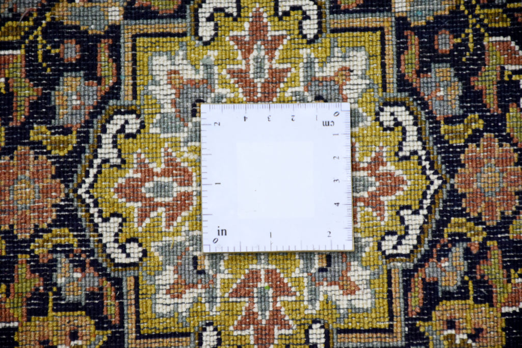 L Gum 5291 Multi 188cm x 281cm (B.No. 353)