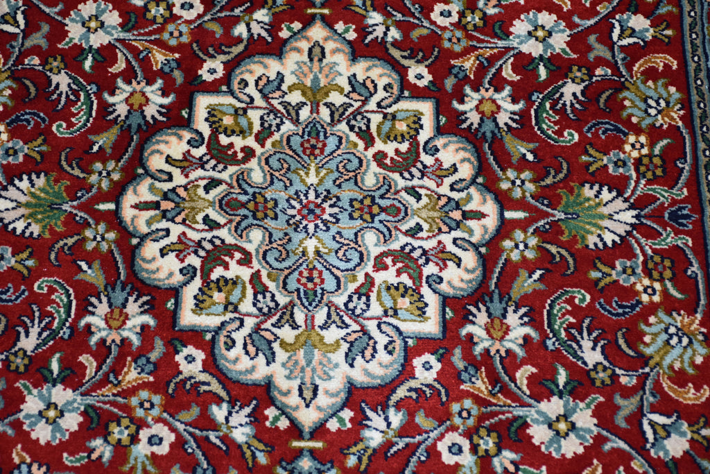 Kashan 3361 Multi 96cm x 156cm (B.No. 99)