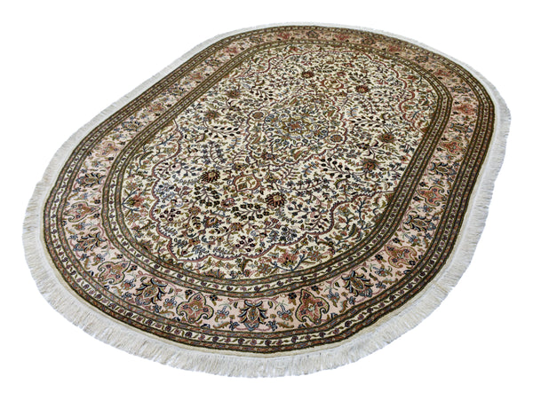 Kashan 3919 Multi 171cm x 243cm (B.No. 323)