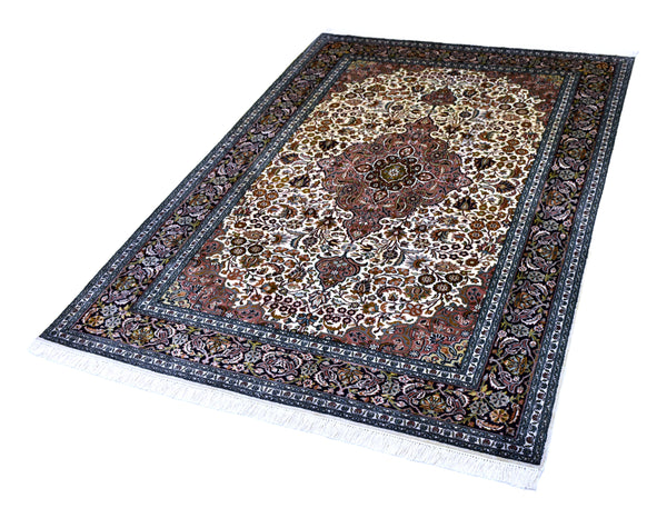 Kashan 999 Multi 122cm x 181cm (B.No. 250)