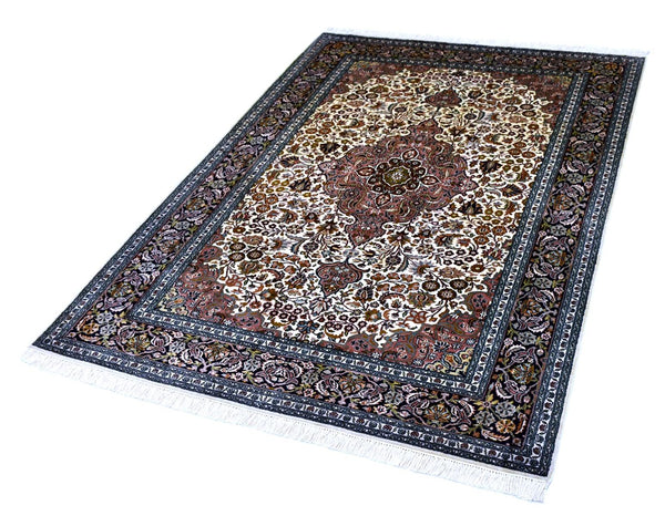 Kashan 999 Multi 122cm x 181cm (B.No. 250)