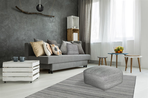 Phoenix Pouf 200