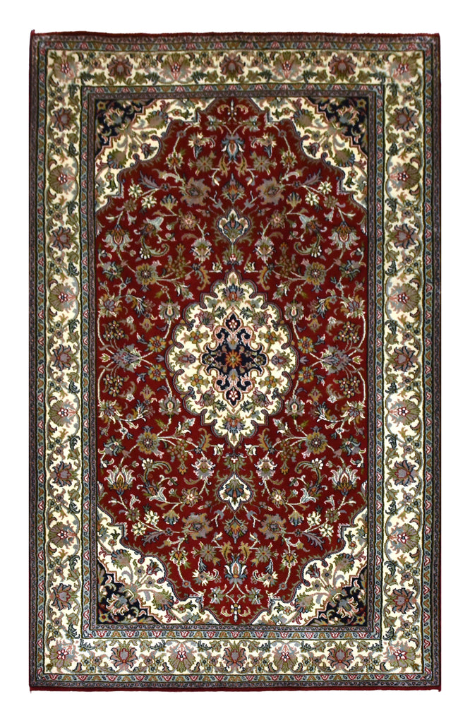 Kashan 9507 Multi 92cm x 159cm (B.No. 24)