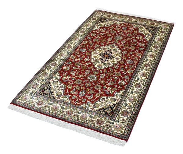 Kashan 9507 Multi 92cm x 159cm (B.No. 24)