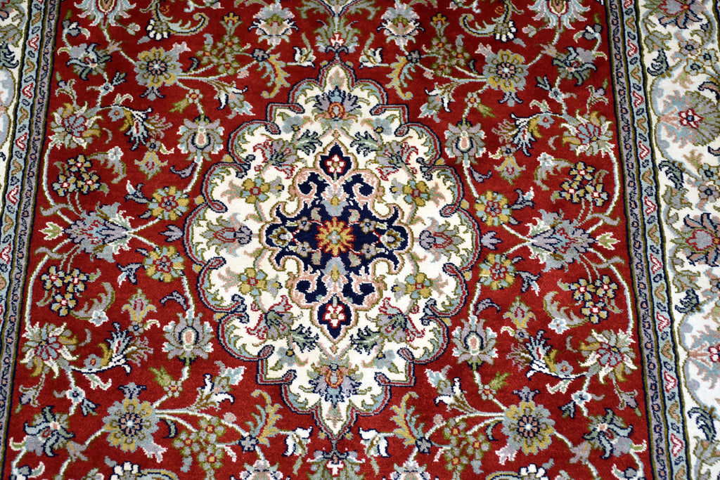 Kashan 9507 Multi 92cm x 159cm (B.No. 24)