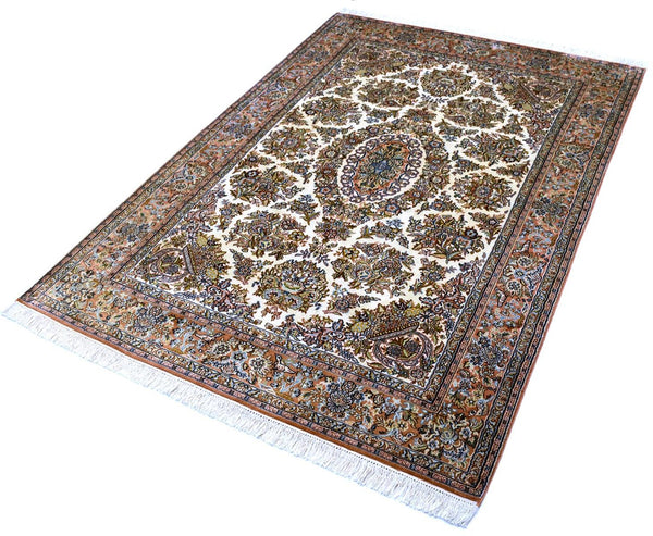 Kashan 9483 Multi 125cm x 189cm (B.No. 199)