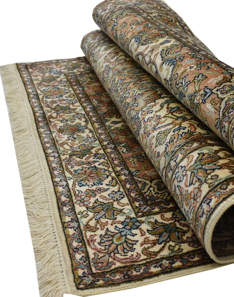 Kashan 7046 Multi 93cm x 157cm (B.No. 48)