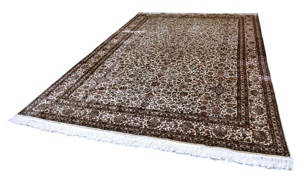 Allover 229 Multi 245cm x 352cm (B.No. 407)