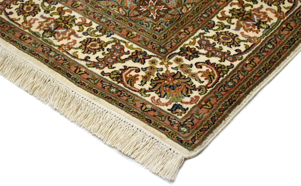 Kashan 11998 Multi 125cm x 187cm (B.No. 156)