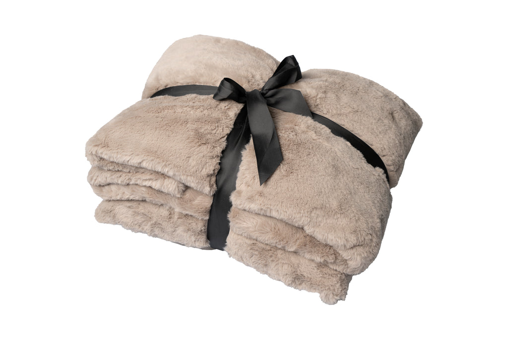 Dekokissen & Decke Aimee 600 2er-Set