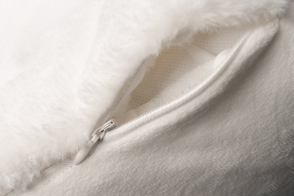 Dekokissen & Decke Aimee 600 2er-Set