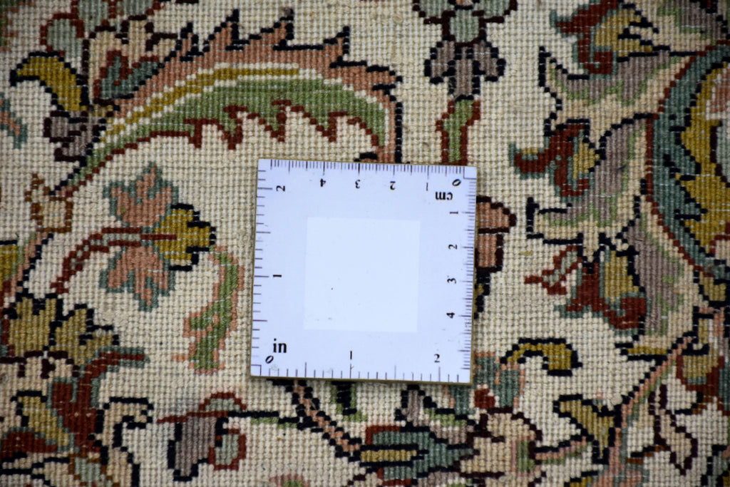Allover 24 Multi 246cm x 328cm (B.No. 400)