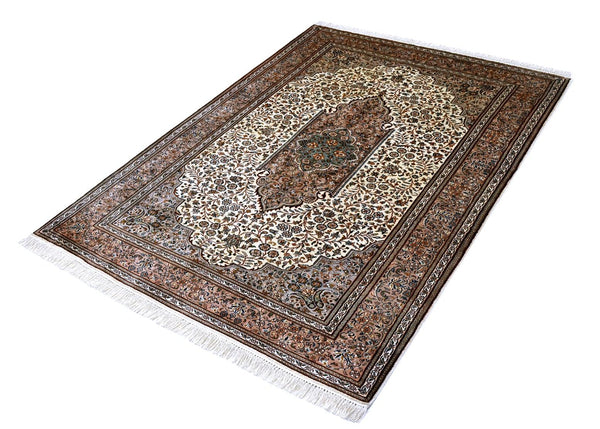 Kashan 12363 Multi 127cm x 189cm (B.No. 209)