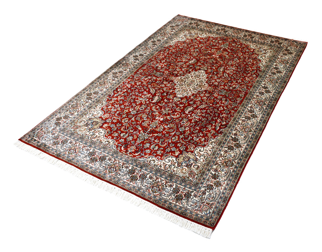 Kashan 6633 Multi 122cm x 193cm (B.No. 124)