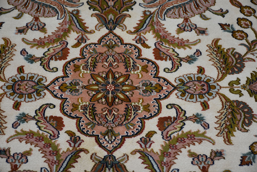Allover 5874 Multi 182cm x 270cm (B.No. 357)
