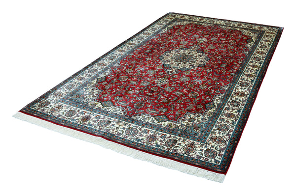 Kashan 8335 Multi 167cm x 248cm (B.No. 327)