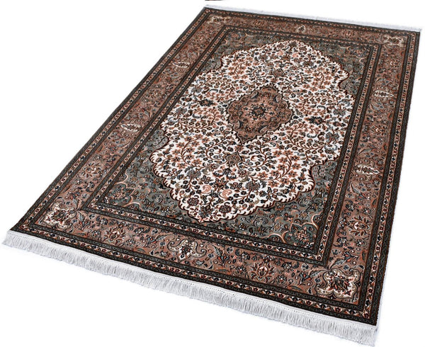 Kashan 8317 Multi 123cm x 191cm (B.No. 204)