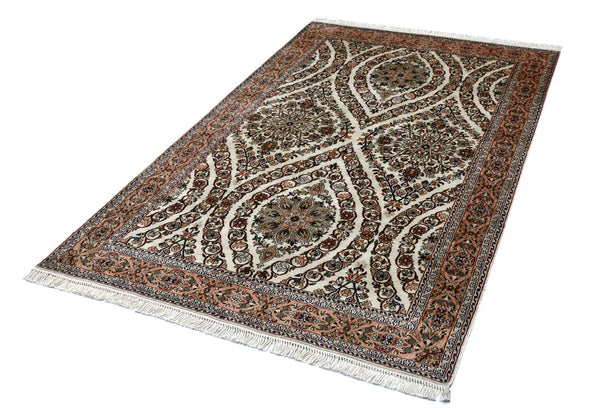 Allover 8484 Multi 121cm x 185cm (B.No. 306)