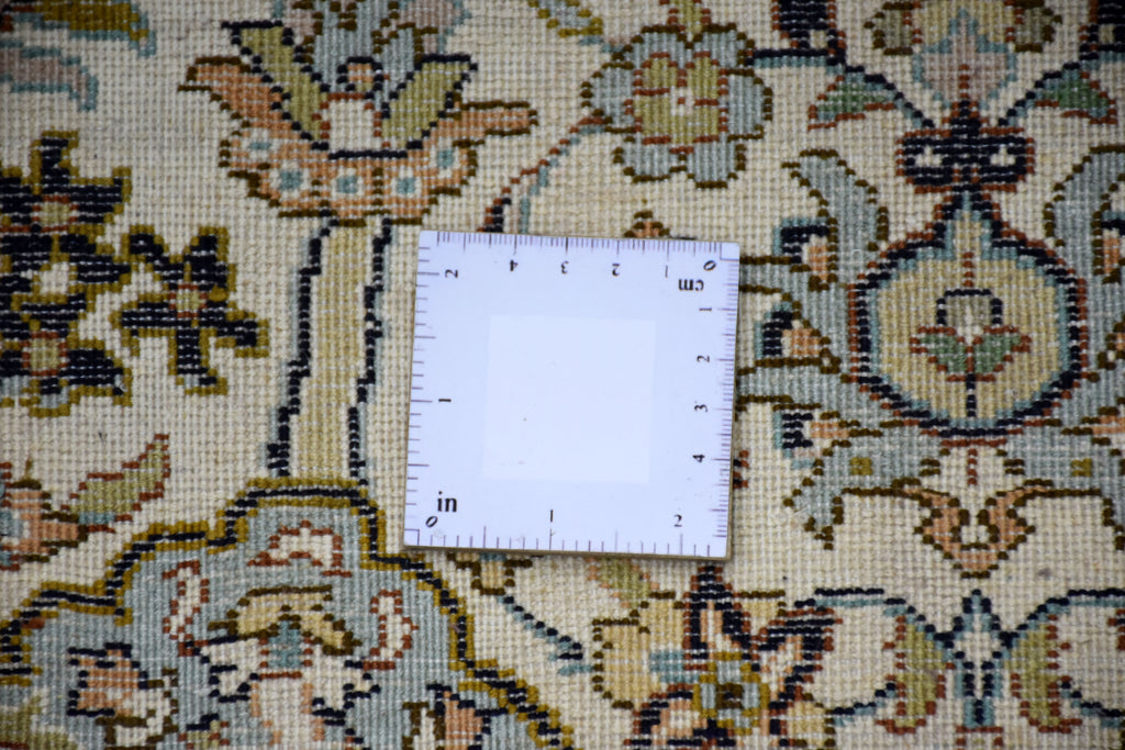 Gumakh 12421 Multi 124cm x 182cm (B.No. 302)