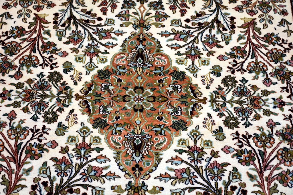 Kashan 12362 Multi 127cm x 183cm (B.No. 190)