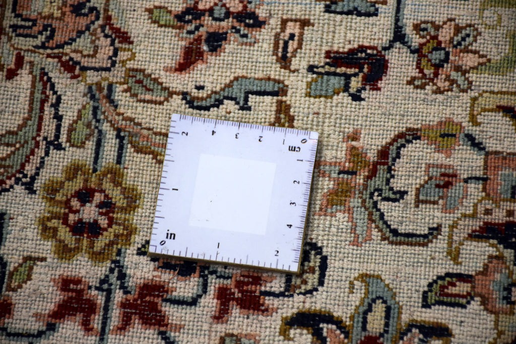 Allover 999 Multi 361cm x 545cm (B.No. 439)