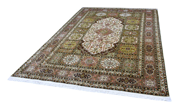 Kashan 6942 Multi 198cm x 302cm (B.No. 370)