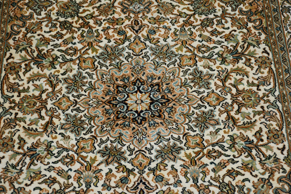 Kashan 64 Multi 96cm x 155cm (B.No. 51)