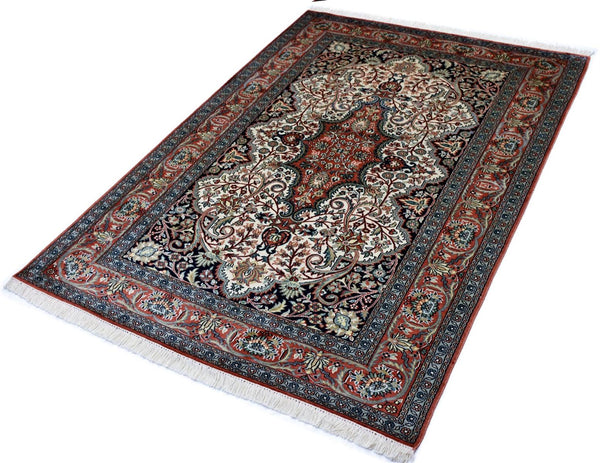 Kashan 999 Multi 123cm x 183cm (B.No. 140)