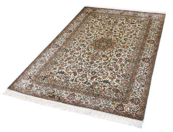 Kashan 8984 Multi 125cm x 185cm (B.No. 266)