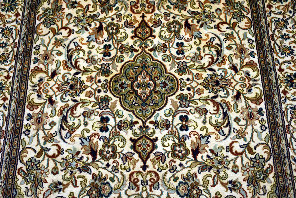 Kashan 11896 Multi 95cm x 156cm (B.No. 11)