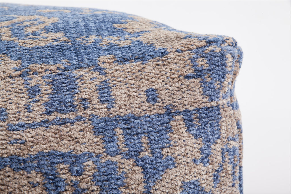 Paramount Pouf & Cushion Set 400