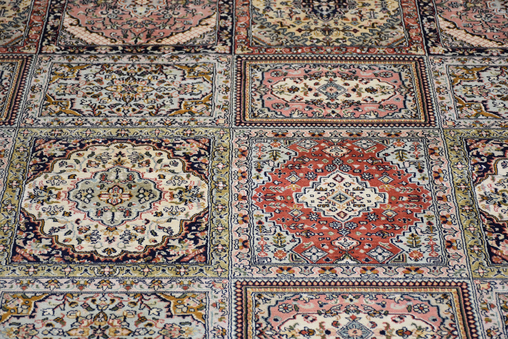 Boxes 999 Multi 311cm x 408cm (B.No. 446)