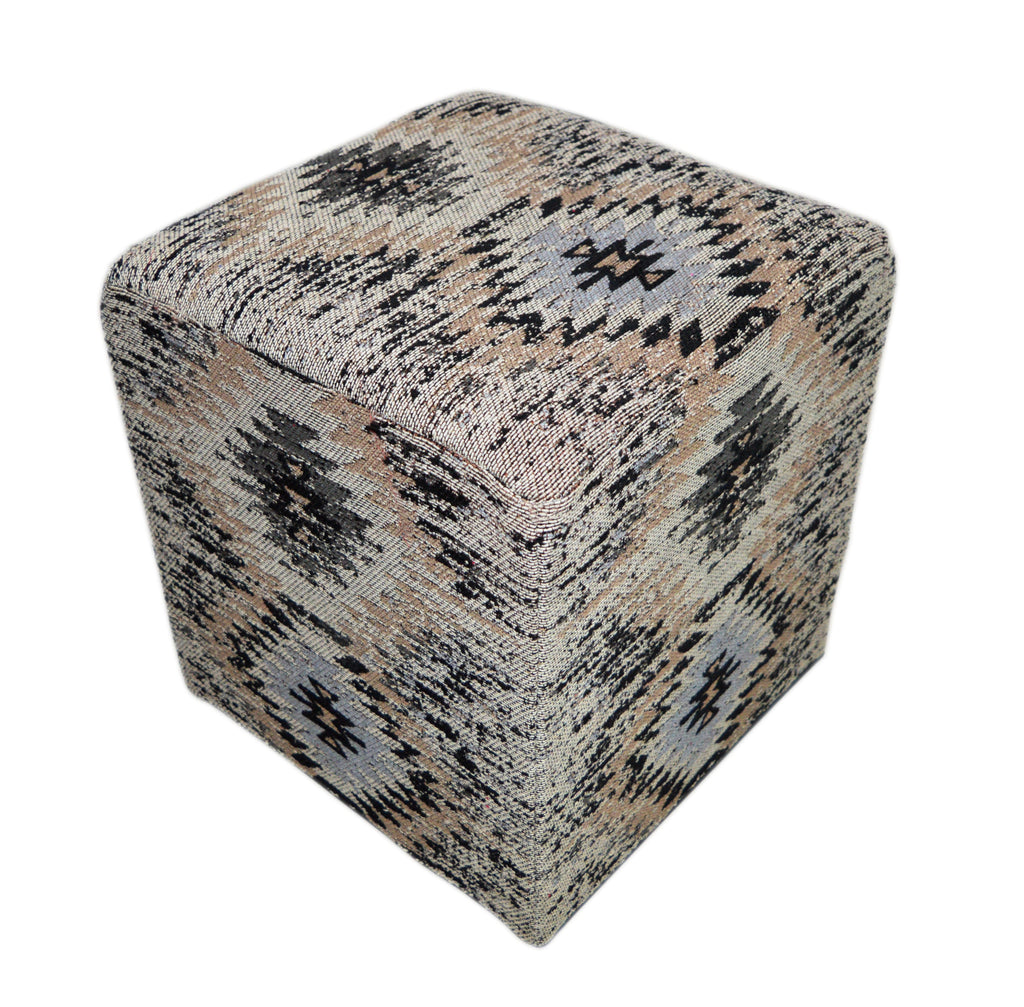 Solitaire Pouf 200
