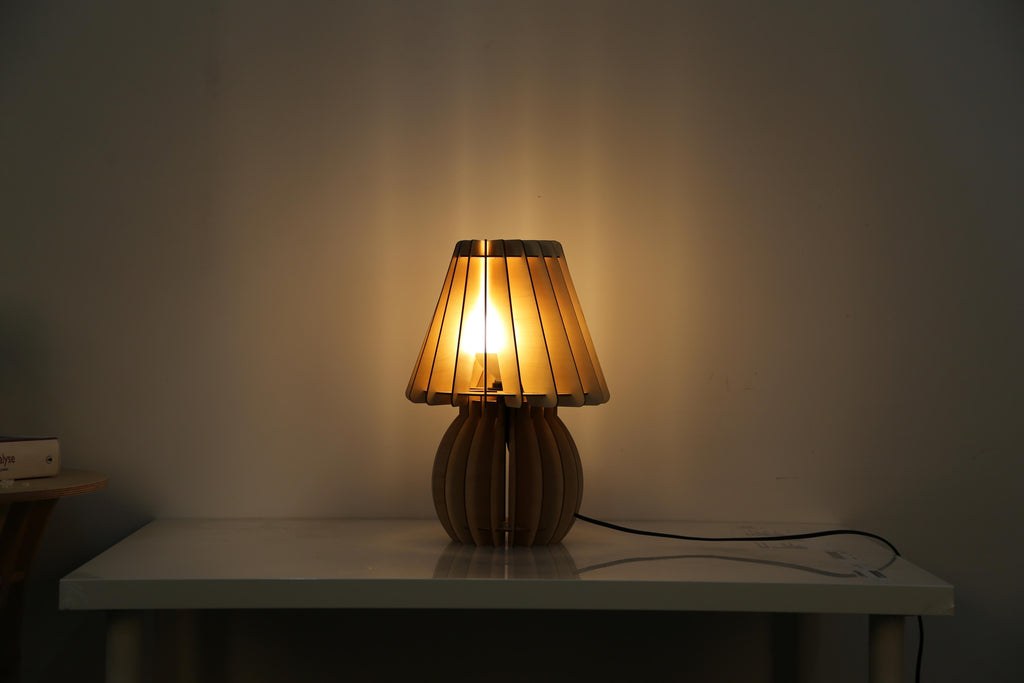 Tischlampe Stereotype Holz