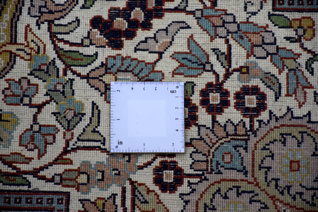 Kashan 9046 Multi 123cm x 182cm (B.No. 231)