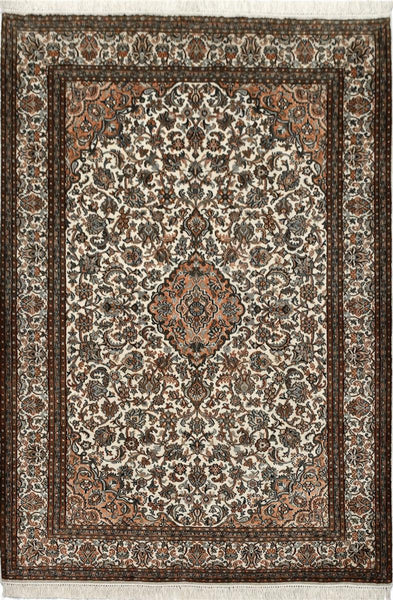 Kashan 8006 Multi 128cm x 186cm (B.No. 129)