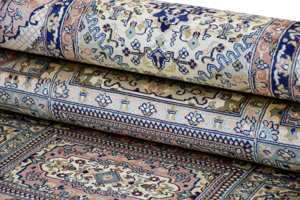 Boxes 6298 Multi 247cm x 329cm (B.No. 394)